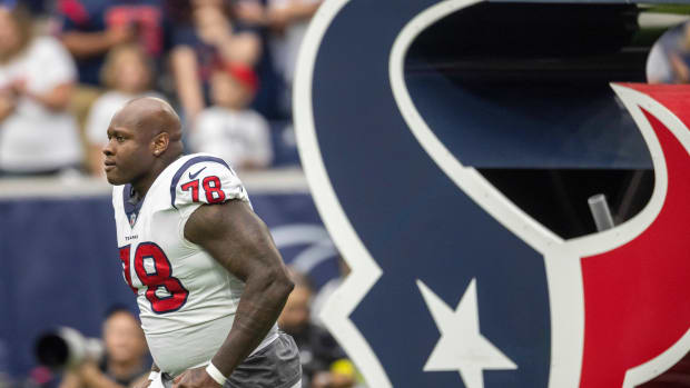 In the lab with Texans' Maliek Collins: working on pass rushing 'craft,'  aiming for big 2023 season