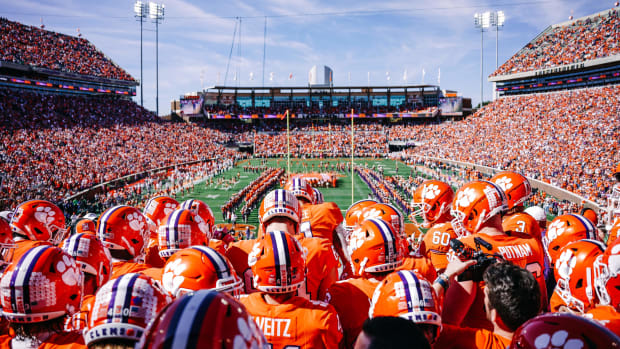 Trevor Lawrence at Manning Passing Academy, Clemson Football's Trevor  Lawrence took time to coach kids and talk about his National Championship  season during Peyton Manning's Passing Academy., By College GameDay