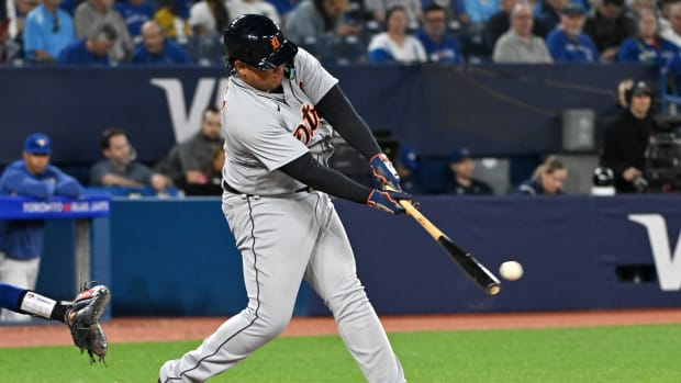 Photo of Atlanta Braves' Ronald Acuna Jr. and Detroit Tigers' Miguel  Cabrera Goes Viral - Fastball