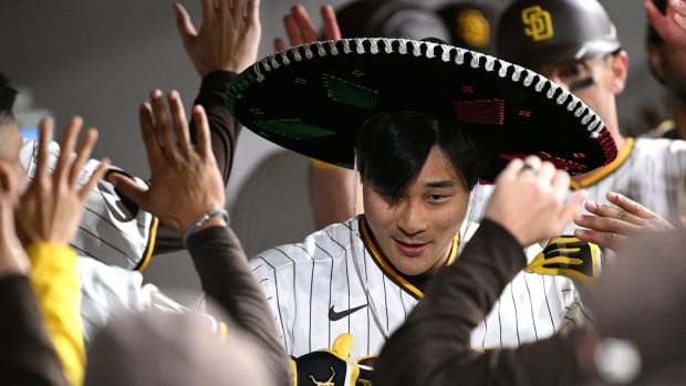 San Diego Padres second baseman Ha-seong Kim (7)
