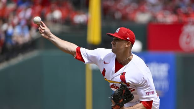 Cardinals' Lars Nootbaar exits game after fouling ball off groin