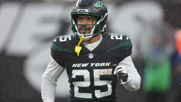 Ty Johnson with the Jets.