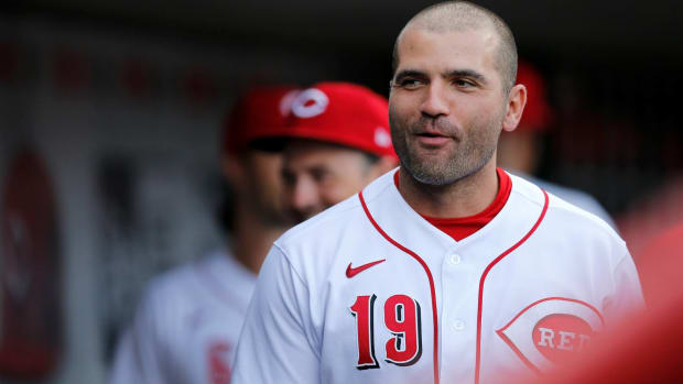 Reds' Joey Votto Compares Elly De La Cruz to Mickey Mantle