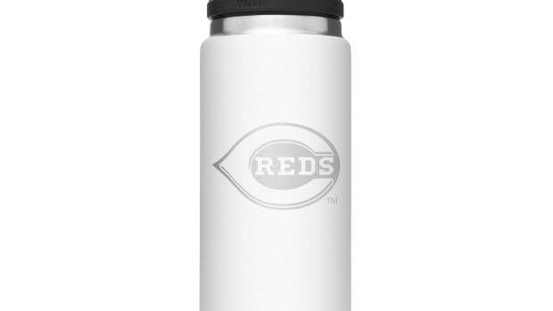 200082-26oz-White-CincinnatiReds-2400x2400