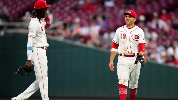 Joey Votto Apologizes to Reds Fans for 'Justified' Ejection From Possible  Final MLB Game