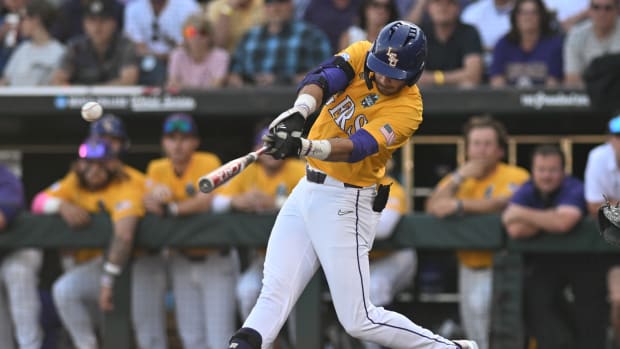 Chomping at Bits: Florida baseball falls to LSU in longest game in
