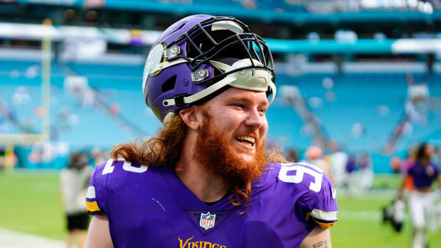 Vikings roster countdown: No. 87 T.J. Hockenson — extension coming soon? -  Sports Illustrated Minnesota Vikings News, Analysis and More