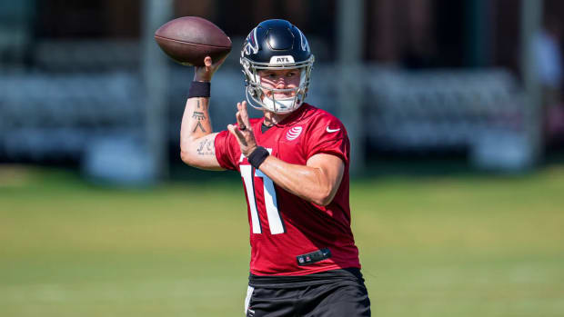 Atlanta Falcons Training Camp: Arthur Smith Reveals Clark Phillips III  Injury Status - Sports Illustrated Atlanta Falcons News, Analysis and More