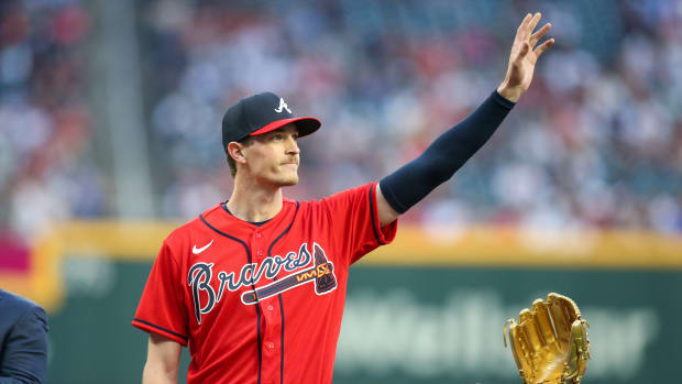 Braves sign Leury García and Jorge Juan to minor league contracts - Sports  Illustrated Atlanta Braves News, Analysis and More