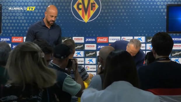 Pepe Reina returns to Villarreal