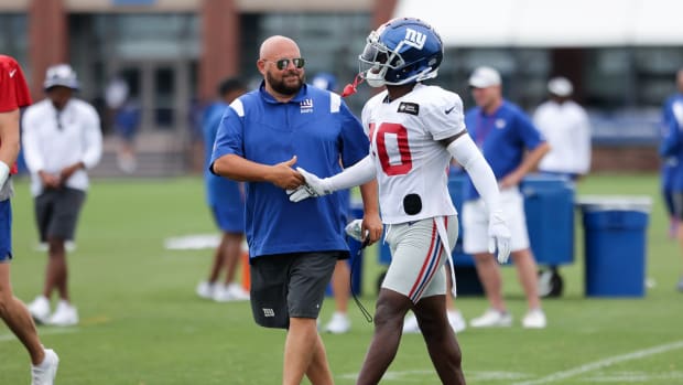 New York Giants Hold 7-3 Halftime Lead Over Texans - Sports Illustrated New  York Giants News, Analysis and More