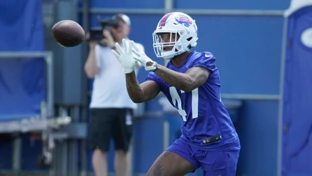 Buffalo Bills' Damar Hamlin Reveals LeBron James Support, 'Perspective'  from Bronny Incident - Sports Illustrated Buffalo Bills News, Analysis and  More