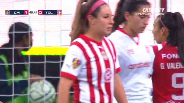 Iturbide head home Chivas Women's excellent set-piece play