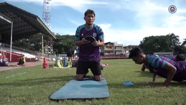 Sulut United train at Klabat Stadium ahead of Persewar