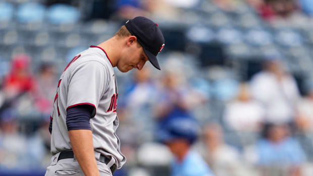 Red-hot rookie Jose Miranda keeps raking as Twins sweep Royals