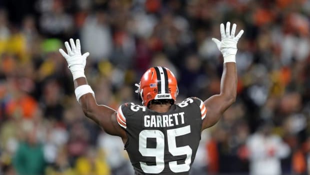 Browns' Myles Garrett Says He's Trying to Recruit Odell Beckham Jr.