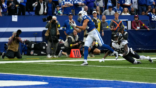 Alec Pierce, Michael Young Jr. Flash Skills Early in Colts