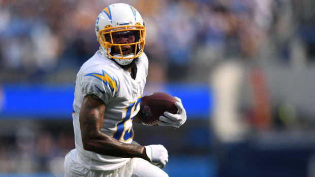 Chargers News: After Healthy Scratch, Ex-Super Bowl Champ's LA Contract  Looks Bleak - Sports Illustrated Los Angeles Chargers News, Analysis and  More