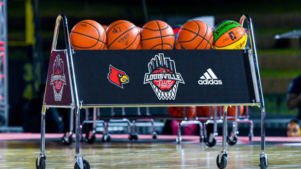 Louisville Men's Basketball 2021-22 Roster Outlook 5.0: Bolstered  Frontcourt - Sports Illustrated Louisville Cardinals News, Analysis and More