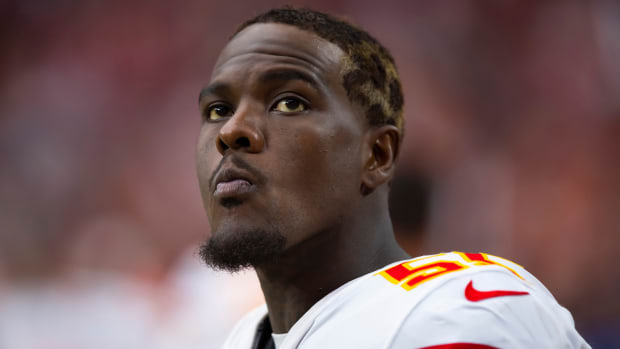 Chiefs Release DE Frank Clark