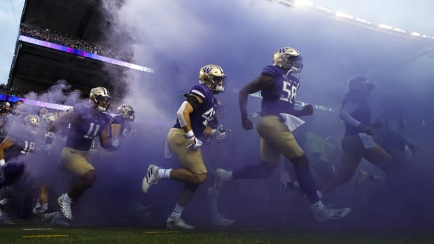 Super Sophomore: Who is Washington's Best-Kept Secret? - Sports Illustrated  Washington Football News, Analysis and More