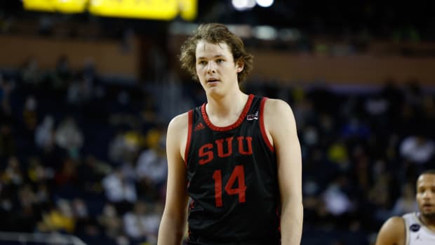 Dec 18, 2021; Ann Arbor, Michigan, USA; Southern Utah Thunderbirds center Jason Spurgin (14) is seen against the Michigan Wolverines at Crisler Center.