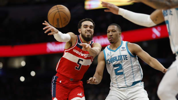 NBA's Oldest Rookie Thriving With Charlotte Hornets
