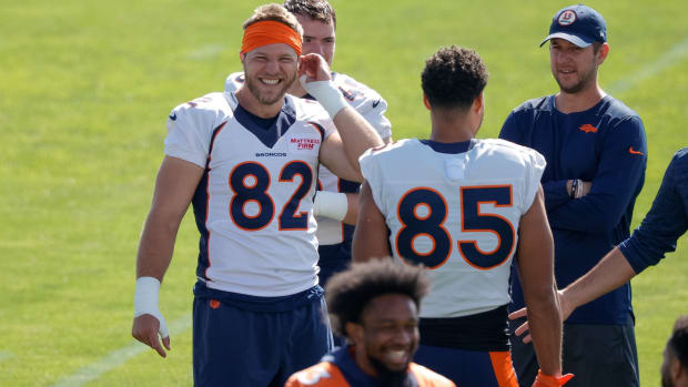 Denver Broncos Player Grades for 12-9 Loss to Indianapolis Colts - Sports  Illustrated Mile High Huddle: Denver Broncos News, Analysis and More