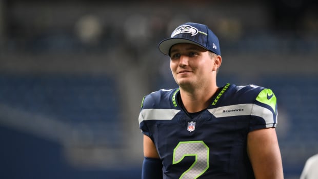 Seattle Seahawks QB Drew Lock Reflects on Preseason: 'Ready To Roll!' -  Sports Illustrated Seattle Seahawks News, Analysis and More