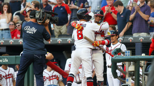 Atlanta Braves Fans Register on Richter Scale While Celebrating Wild NLDS  Game 2 Win