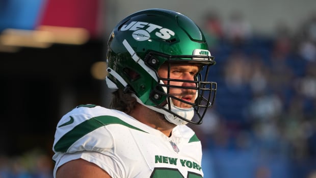 Jets' All-Pro Linebacker Tosses Some Dough in Hoboken - Sports Illustrated New  York Jets News, Analysis and More