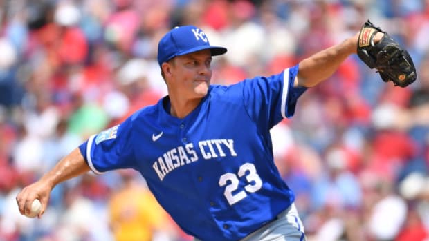 Kansas City Royals' Zack Greinke Moves Up Historic Strikeout Leaderboards -  Fastball