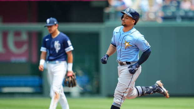 Seattle Mariners DFA Kolten Wong, make 5 other roster moves - Seattle Sports