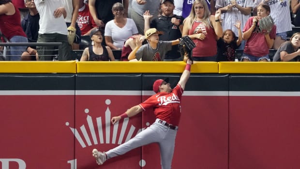 Cincinnati Reds DFA Slumping Hunter Renfroe as Players Return From