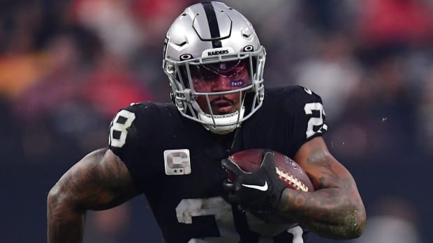 Raiders Unveil New Number for RB Josh Jacobs Following Return From Holdout