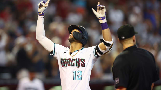 Lourdes Gurriel Jr. propels D-backs past Brewers