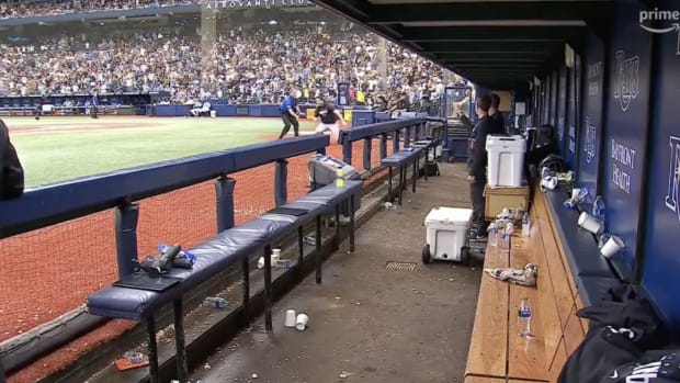 Manny Machado Destroys Padres' Water Cooler in Dugout Meltdown - Sports  Illustrated