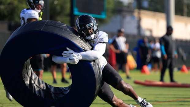 Jaguars 2022 Schedule Announced: Open vs. Commanders, Take on Jets in  Primetime - Sports Illustrated Jacksonville Jaguars News, Analysis and More