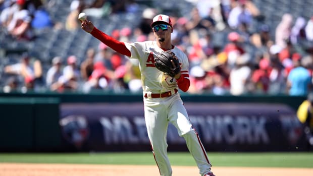 Former Braves 3B Josh Donaldson released by Yankees; is a reunion likely? -  Sports Illustrated Atlanta Braves News, Analysis and More