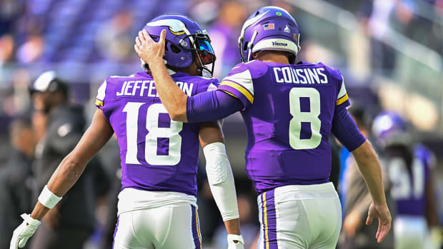 Vikings wide receiver Justin Jefferson and quarterback Kirk Cousins