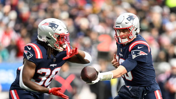 FINAL: Dallas Cowboys Bludgeon New England Patriots 38-3 - Sports  Illustrated New England Patriots News, Analysis and More