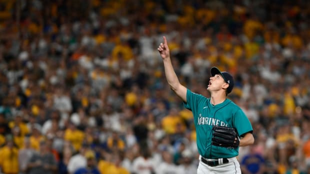 Seattle Mariners Manager Scott Servais Provides Surprising Injury Update on  Key Rookie - Fastball