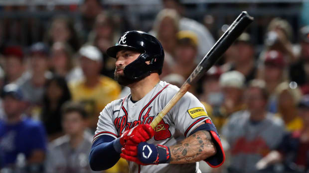 Morton strikes out 10, leaves Yankees with losing record as Braves cap  sweep with 2-0 win - The San Diego Union-Tribune