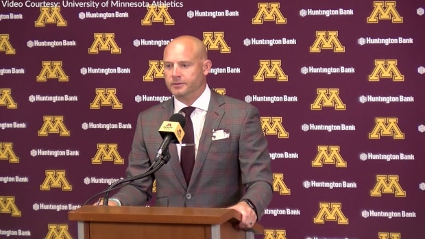 PJ Fleck gives 5-minute response to Gophers uniform critics - Sports  Illustrated Minnesota Sports, News, Analysis, and More