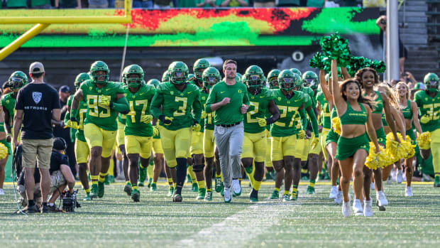 Oregon Football Recruiting Visitor List: January 20-22 - Sports Illustrated Oregon  Ducks News, Analysis and More