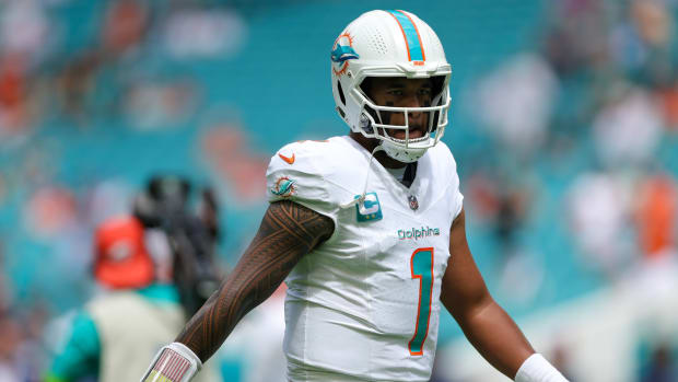 Miami Dolphins Stun Baltimore Ravens with Incredible Comeback - Sports  Illustrated Miami Dolphins News, Analysis and More