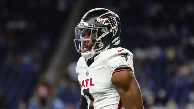 Atlanta Falcons Win 13 Games? Calais Campbell's Bold Claim, 'Confidence' in  Arthur Smith - Sports Illustrated Atlanta Falcons News, Analysis and More