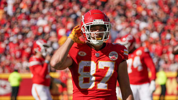 Stephen A. Smith Says KC Chiefs' Wide Receivers Are a 'Huge Concern' Early  in 2023 Season - Sports Illustrated Kansas City Chiefs News, Analysis and  More