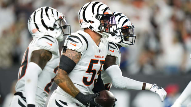 Watch: Cincinnati Bengals Linebacker Logan Wilson Intercepts Matthew  Stafford - Sports Illustrated Cincinnati Bengals News, Analysis and More