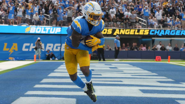 Live In-Game Blog: Los Angeles Chargers vs. Dallas Cowboys